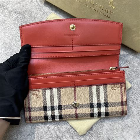 BURBERRY Calfskin Horseferry Check Porter Continental Wallet 